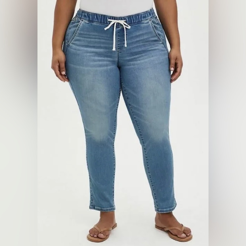 Torrid Size 1 Draw String Elastic Waste Jeans - image 1